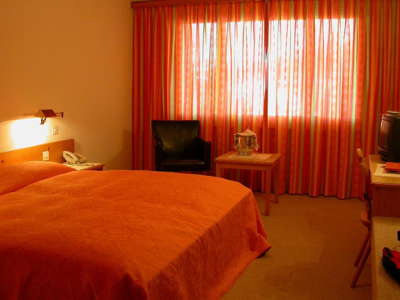 Hotel Poestli Maloja Zewnętrze zdjęcie
